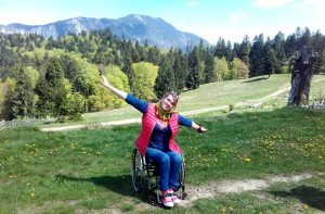 CEL MAI CURAJOS PRAHOVEAN: Erika Garnier – feminitate atipică, perseverență, curaj și lecție de viață! Poveste spusă dintr-un scaun rulant